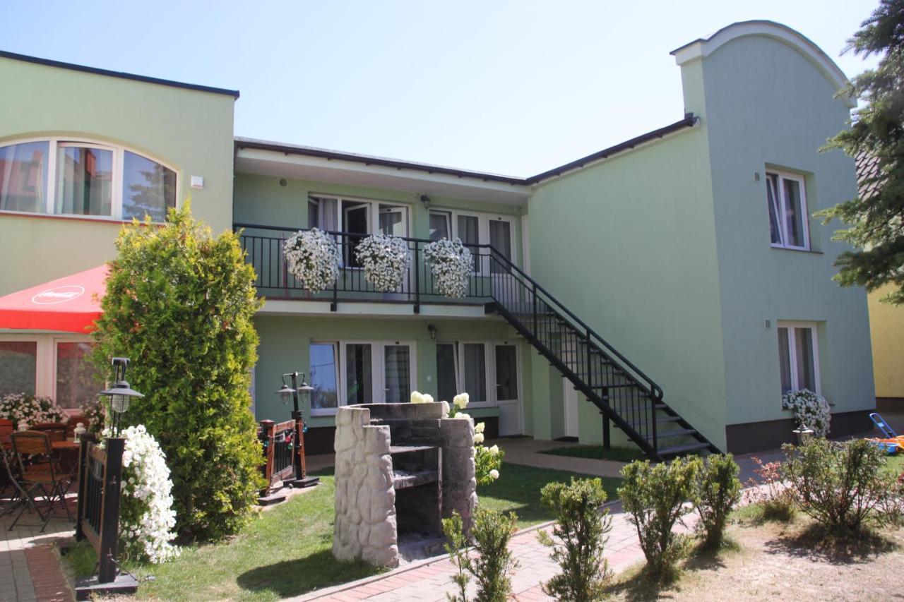 Oaza Leba - Idealny Dla Rodzin Z Dziecmi Apartment Exterior photo